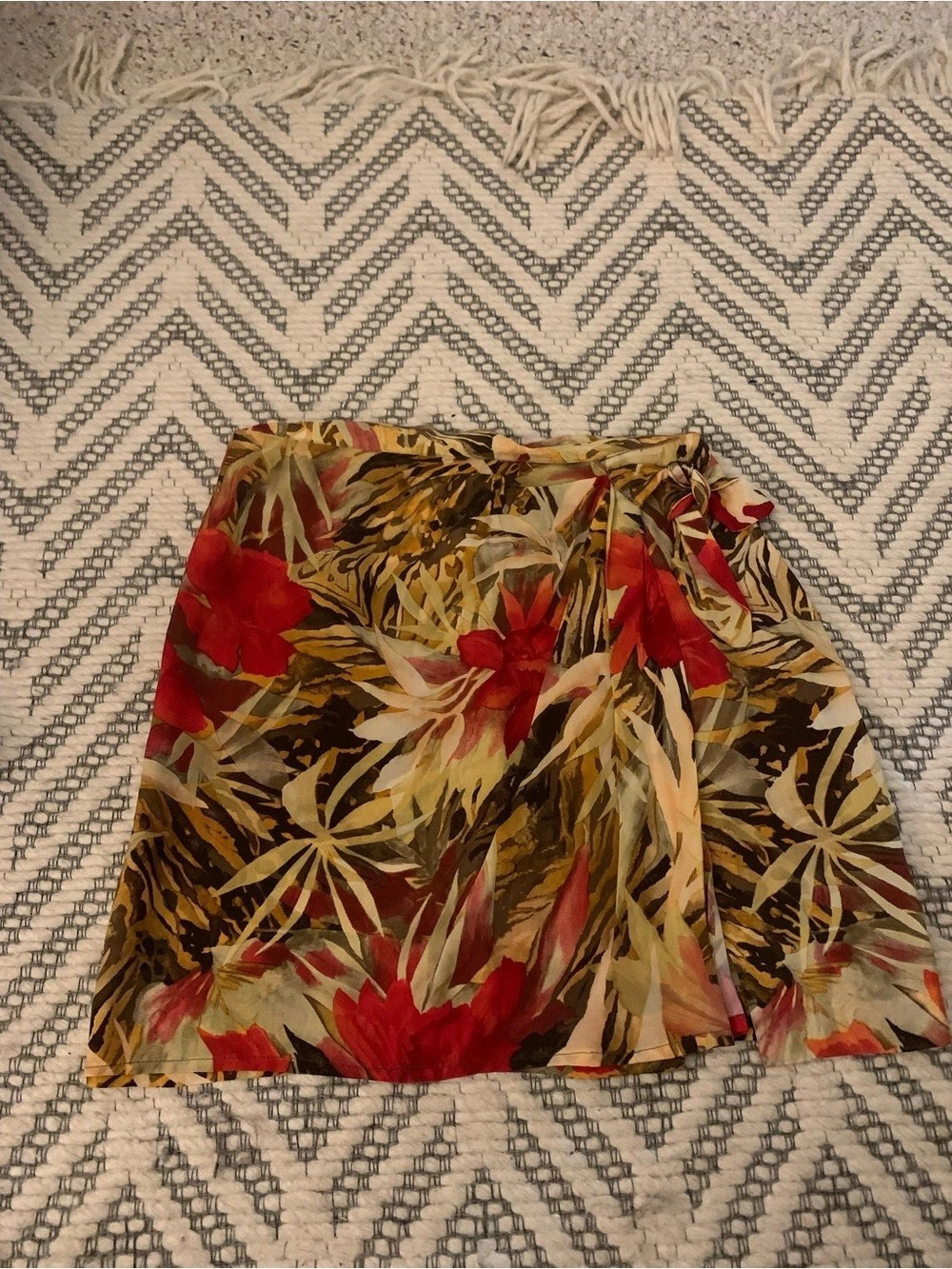 Cache Floral Mini Skirt Red & Brown Like New